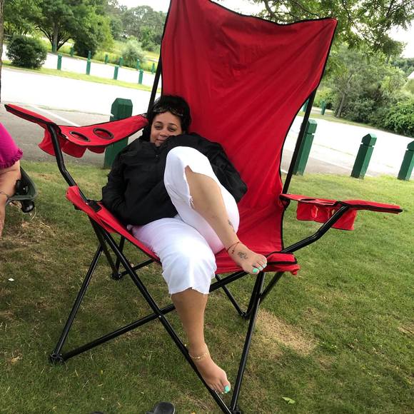 Meet your Posher, Migdalia - Picture 1 of 1